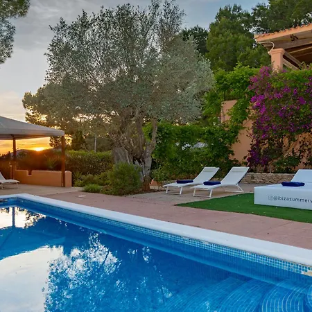 Villa In San Rafael Sleeps 12