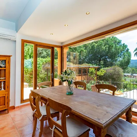 Villa In San Rafael Sleeps 12