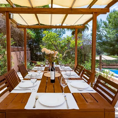 Villa In San Rafael Sleeps 12